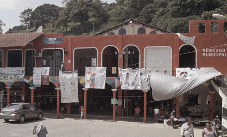 Convocan a tomar la alcaldía de San Bartolo Tutotepec