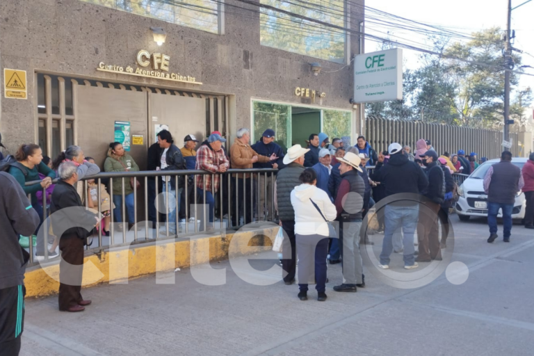 Usuarios se movilizan ante cortes de CFE en Tulancingo