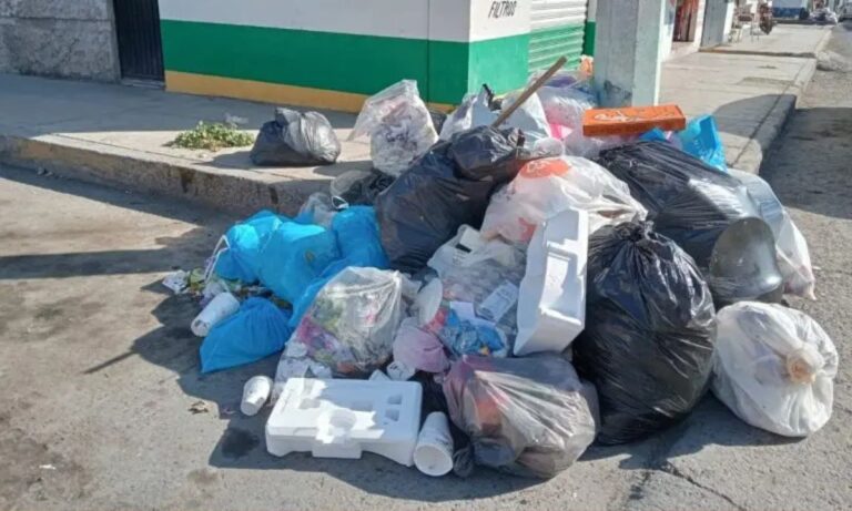 Pese a nuevo contrato de recolección, hay basura en las calles de Pachuca