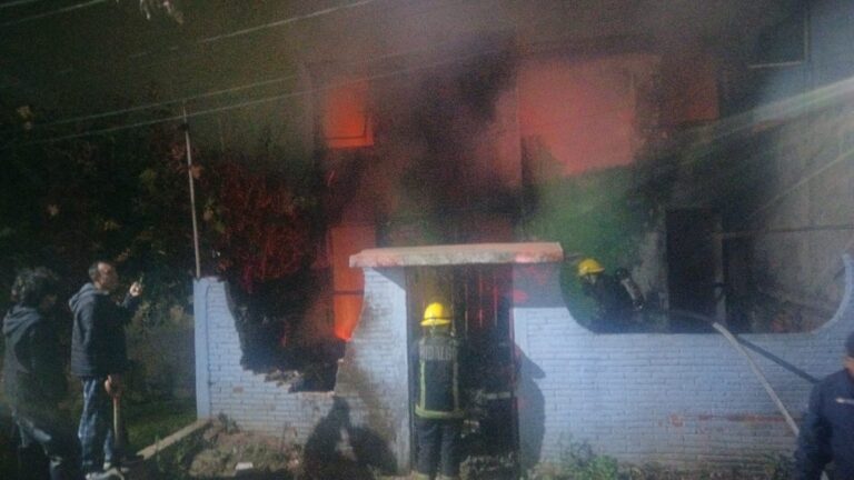 Se registra fuerte incendio en Mineral de la Reforma